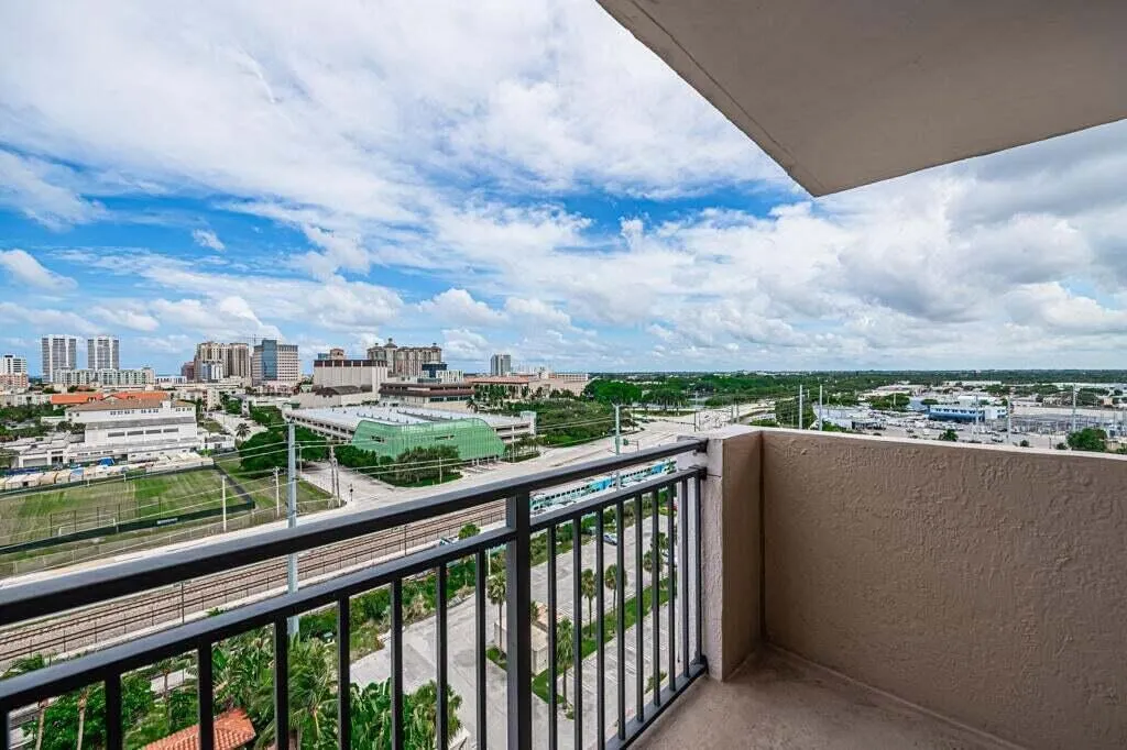 1112 Balcony View 2