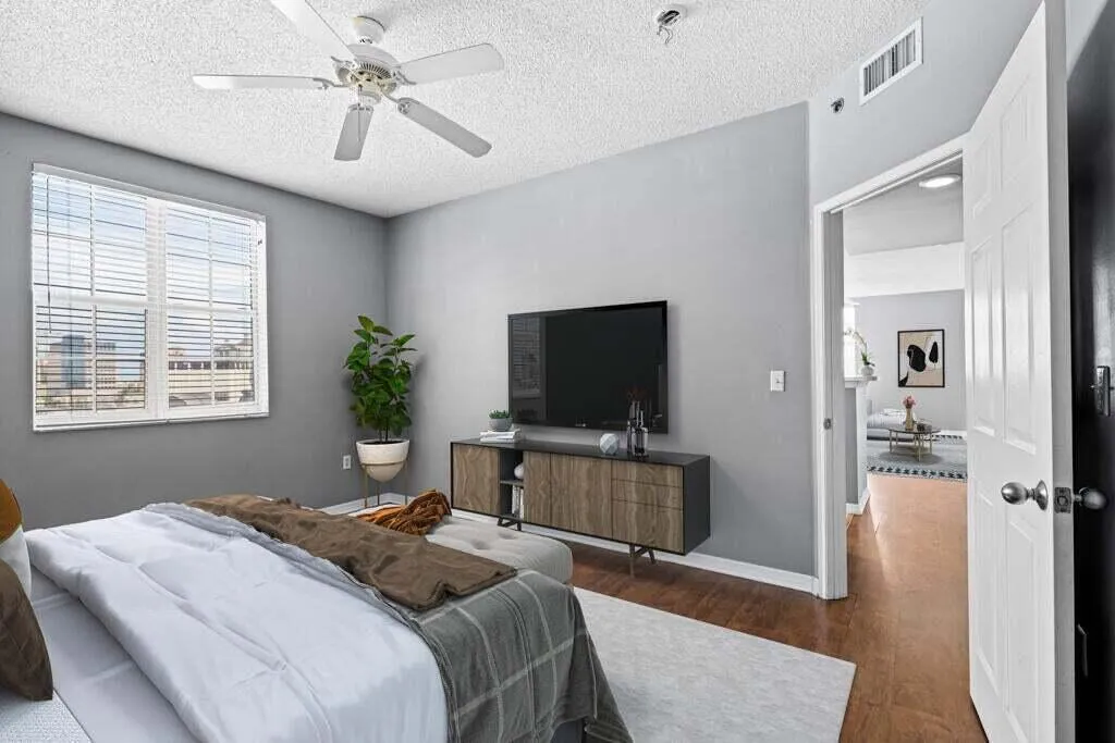 1112 Master Suite #2