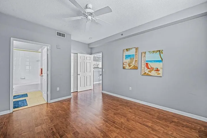 1112 Master Suite #1