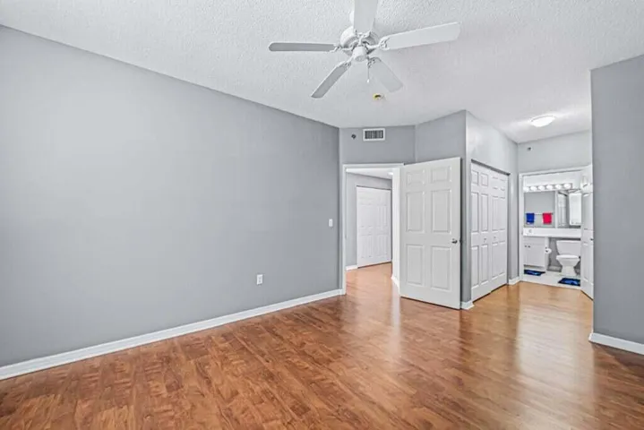 1112 Master Suite #2 Empty 2