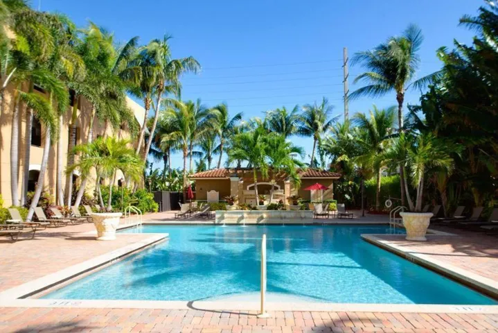 1112 pool