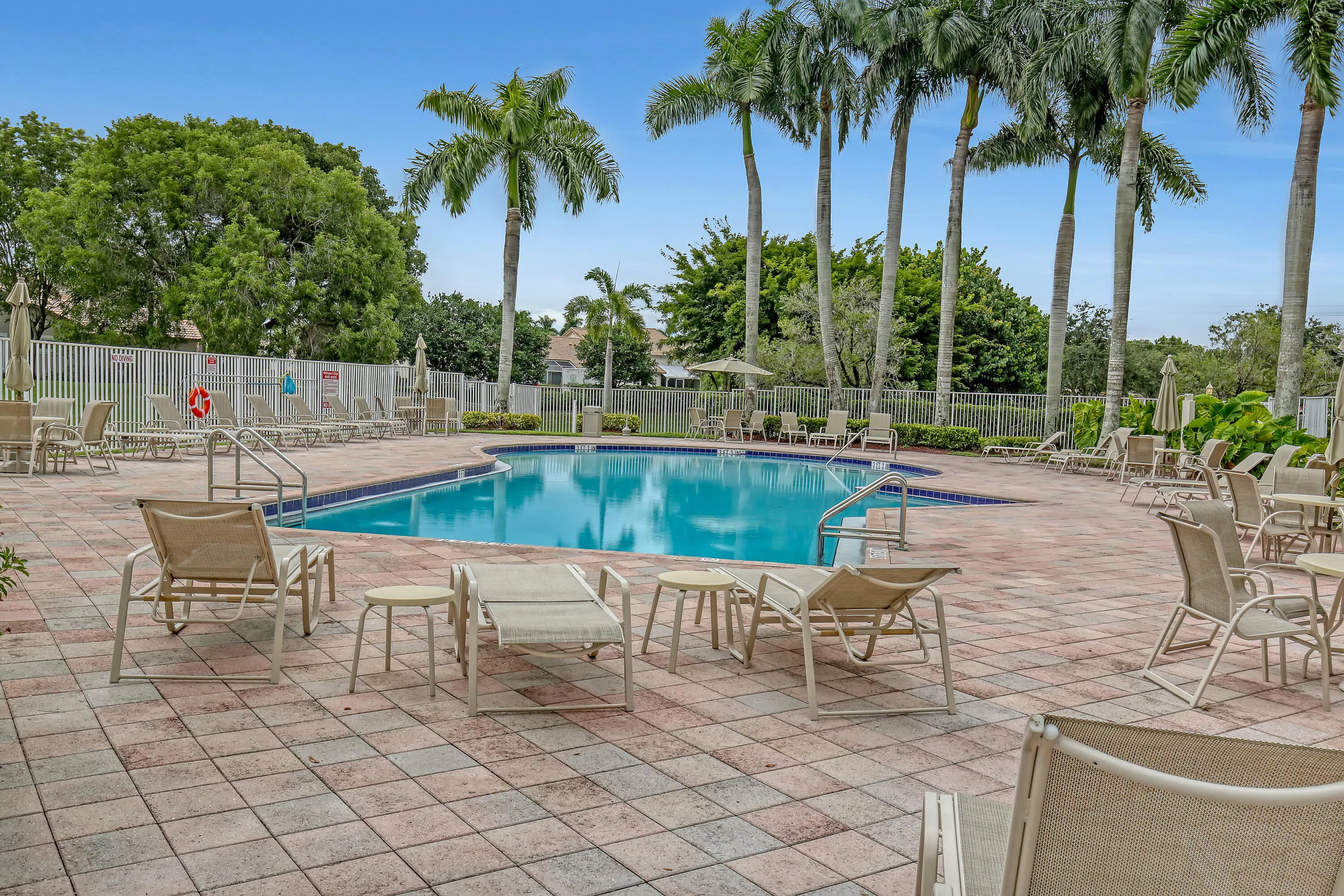 10751 Oak Bend (42)