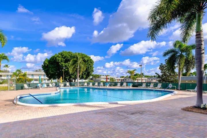 001-Apt-209---3240-Lake-Osborne-Drive
