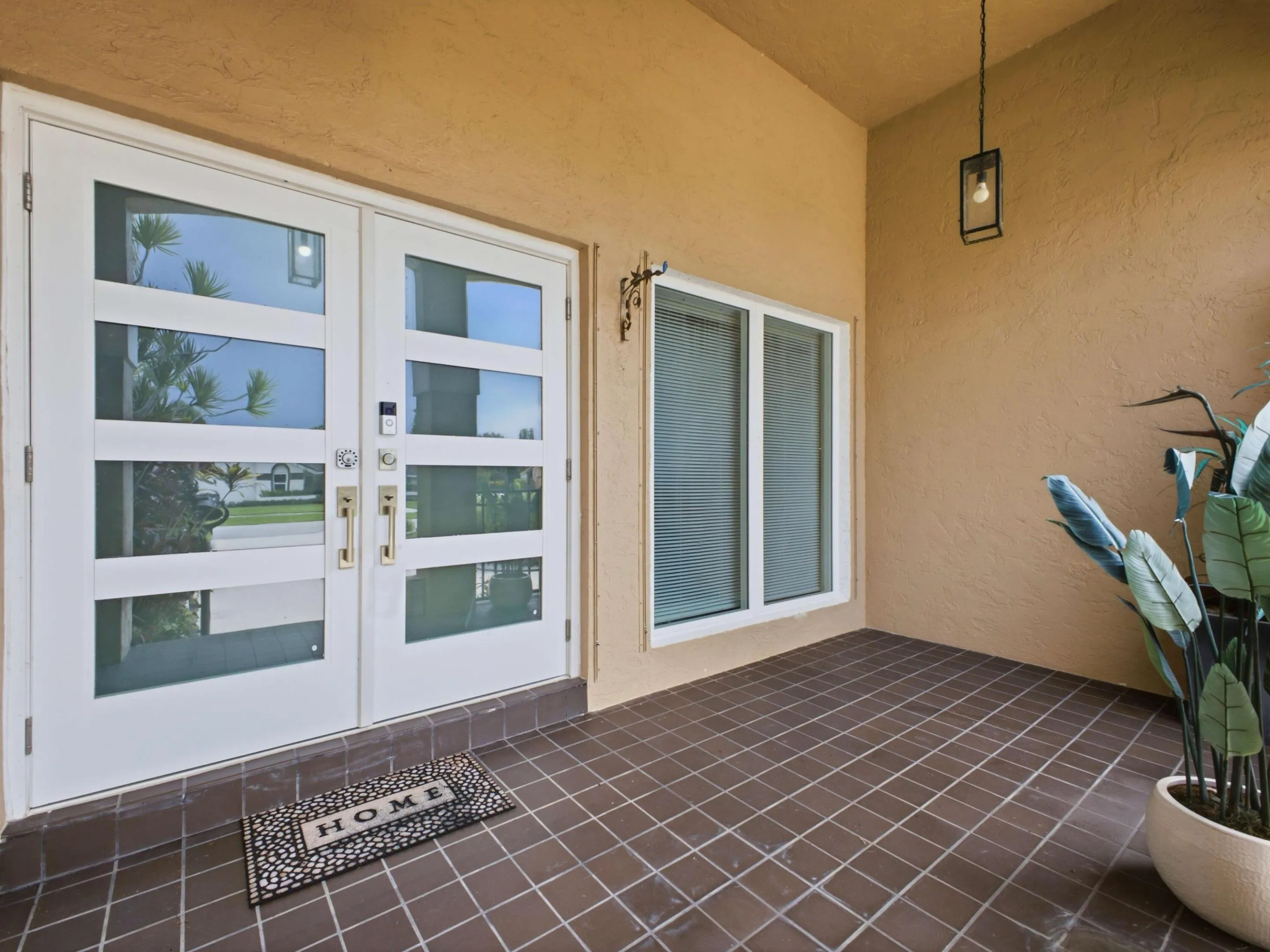 Entry Porch. 2