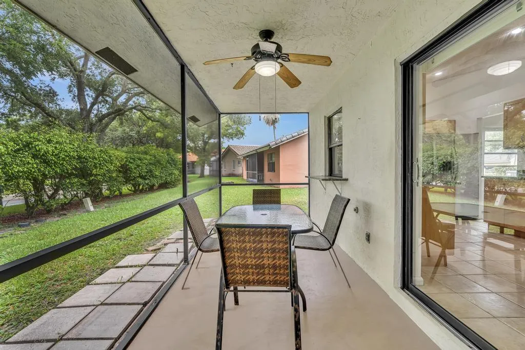 Screened in Patio