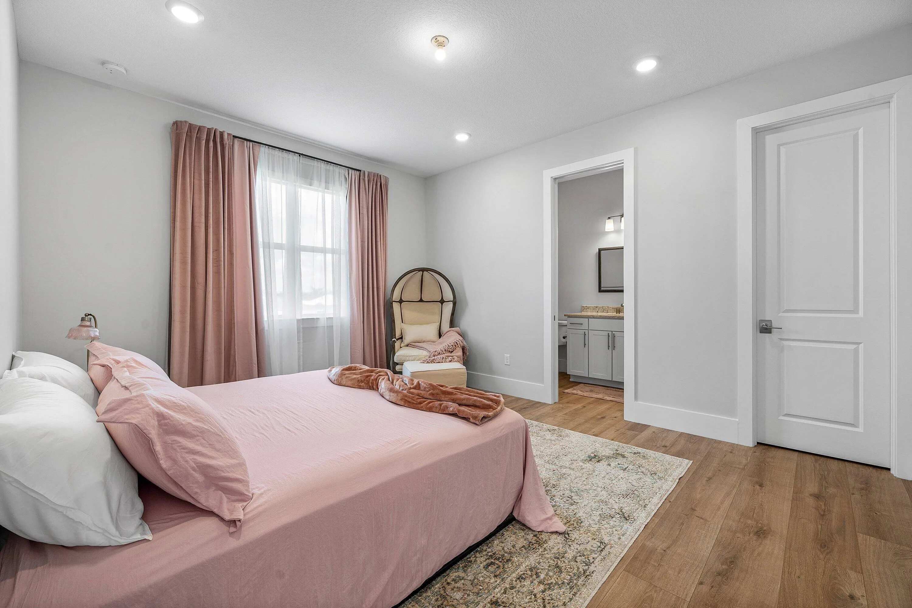 Property photo 36