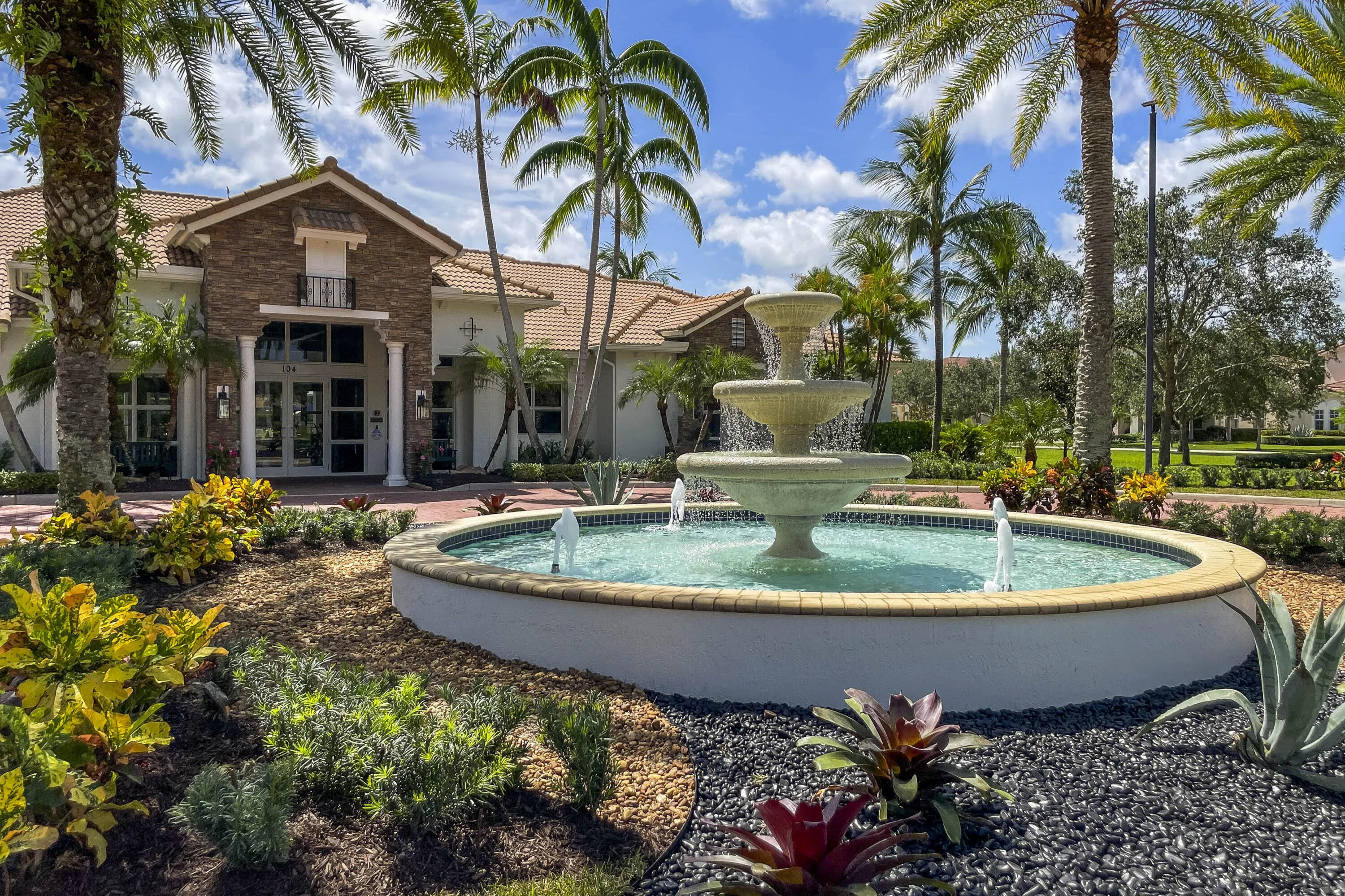 Clubhouse 1