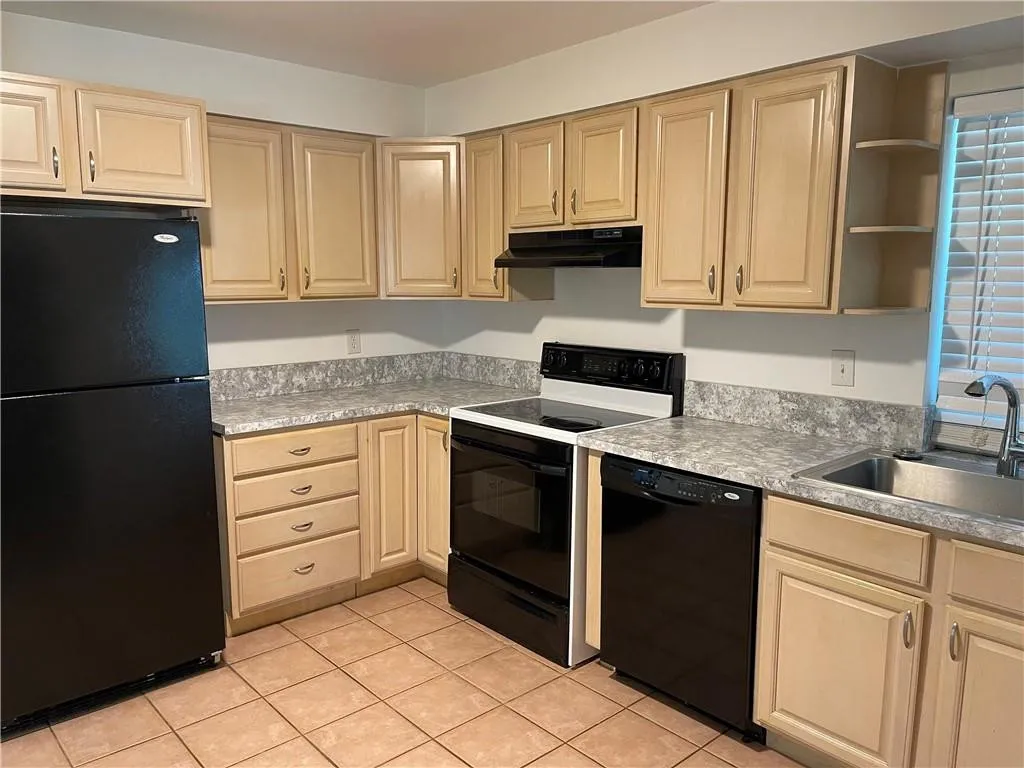 Ample Wood Cabinets