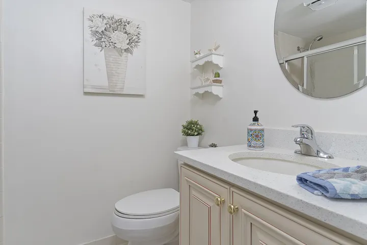 7844 Willow Springs - - 013