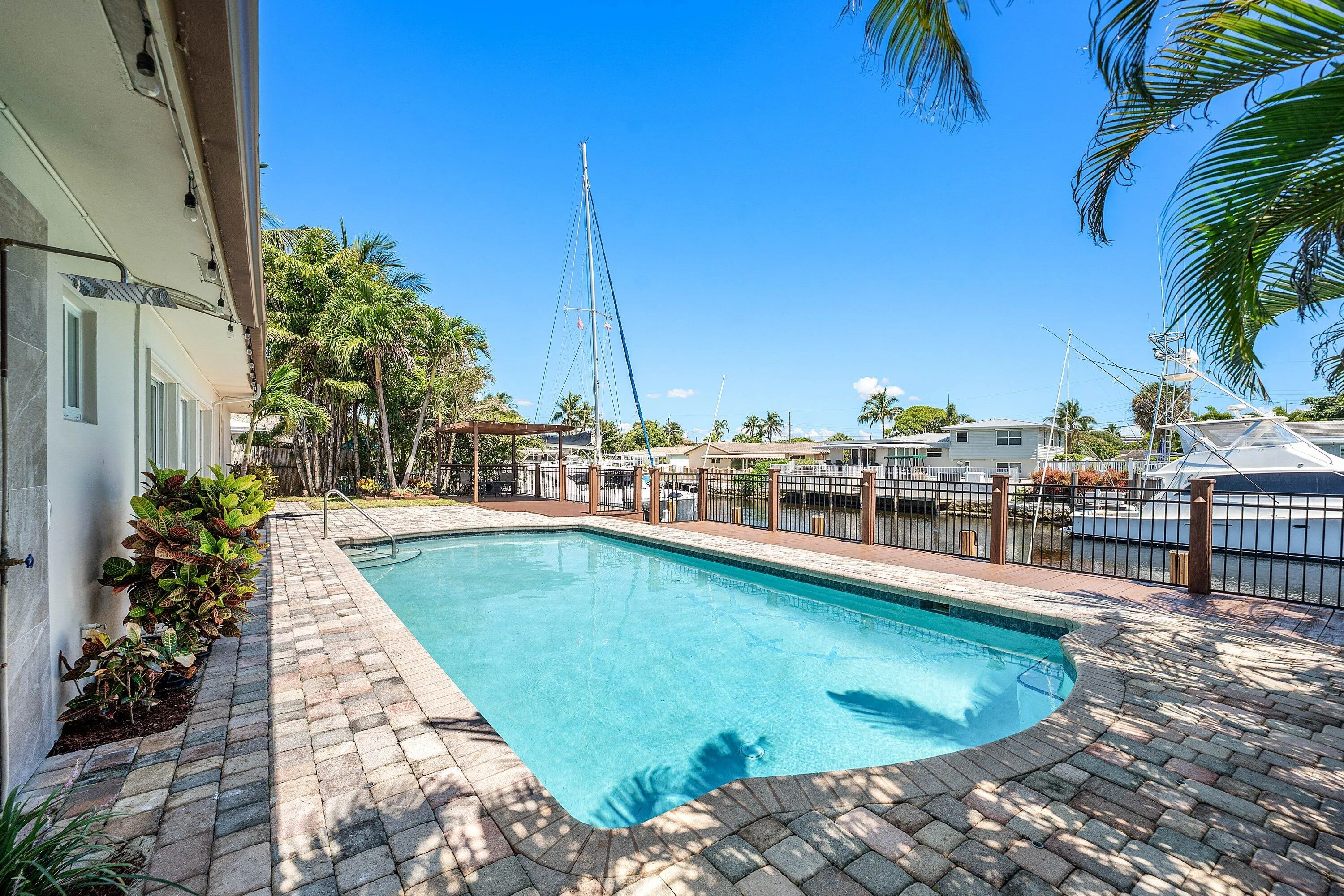033-1525Southeast6thStreet-DeerfieldBeac