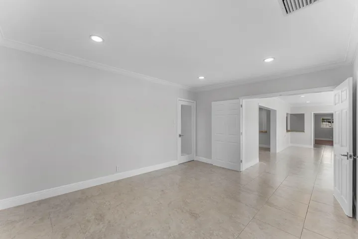 019-1525Southeast6thStreet-DeerfieldBeac