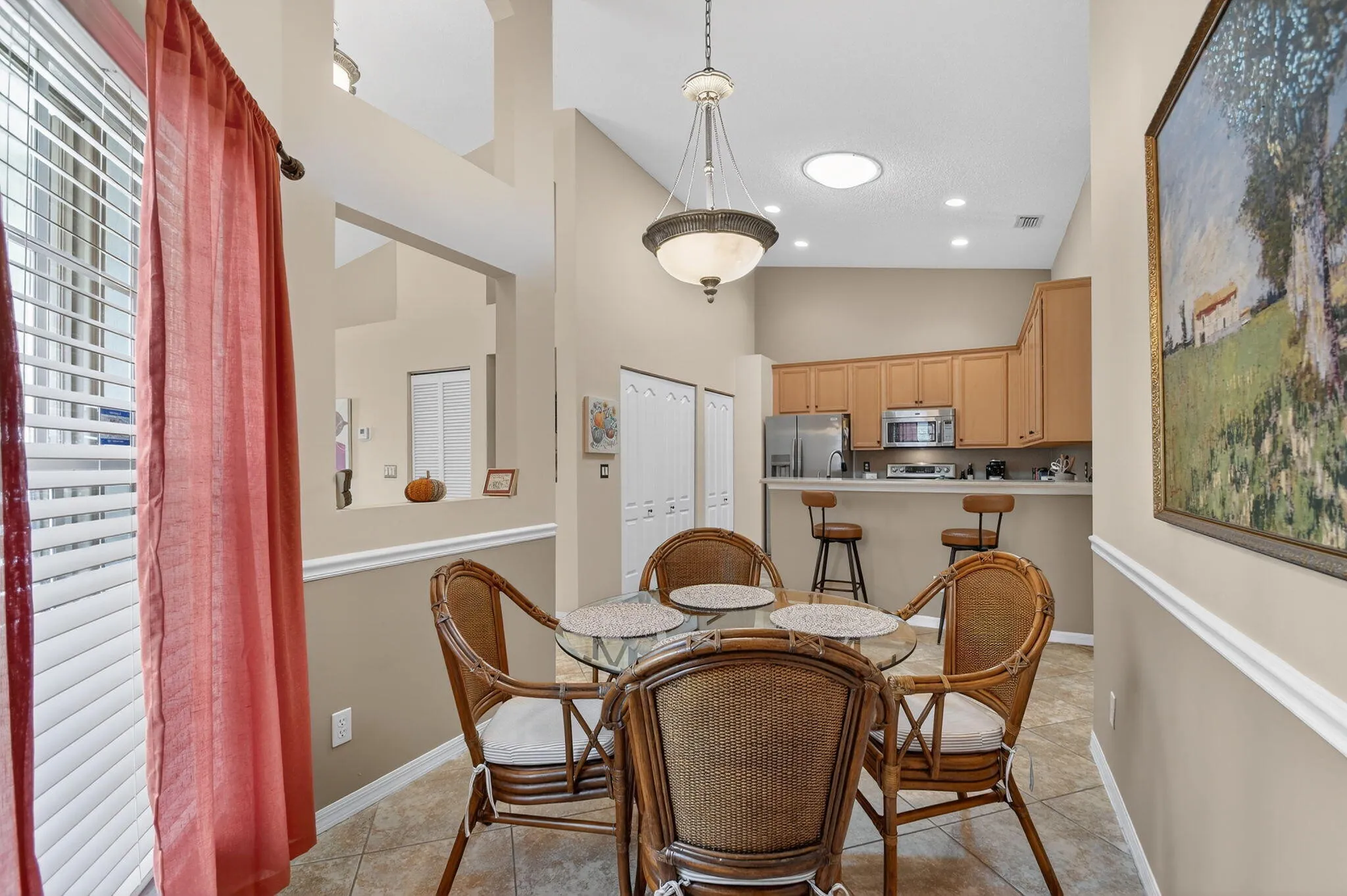 breakfast area