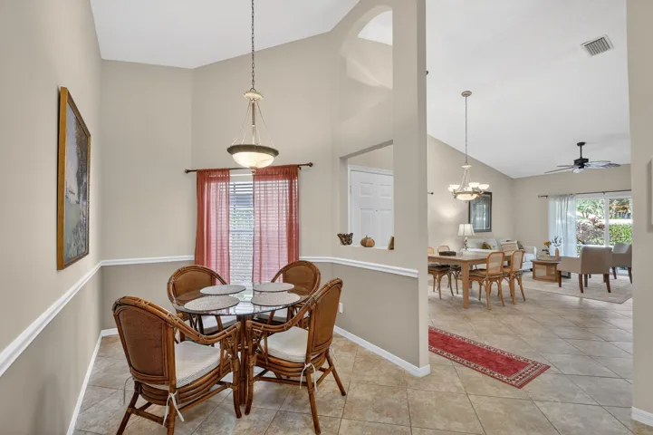breakfast area