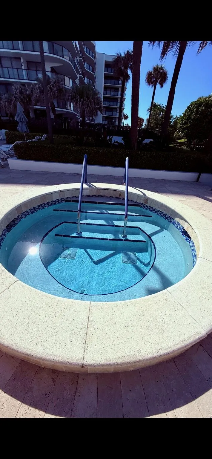 Hot tub