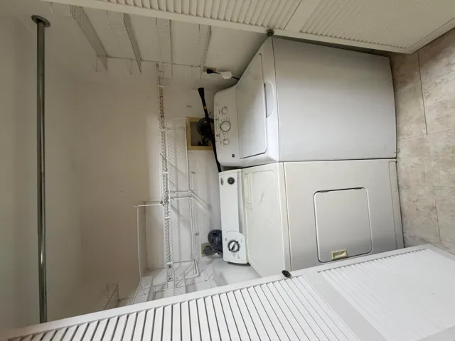 Washer & Dryer
