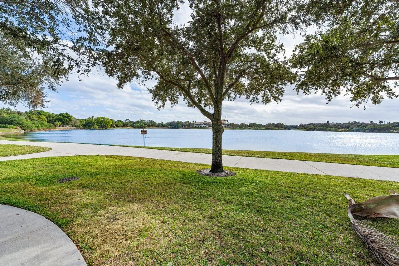 Property photo 44