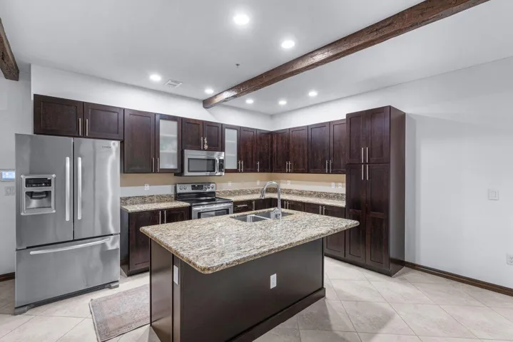Kitchen 3