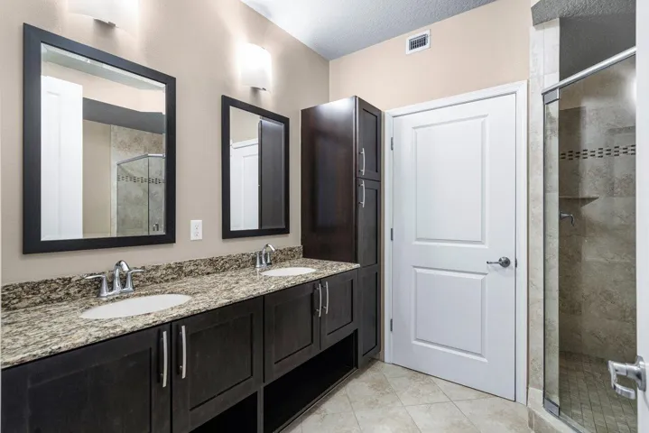 Dual Sinks