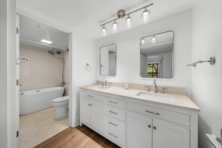 022-11863WimbledonCircle-Wellington-FL-3