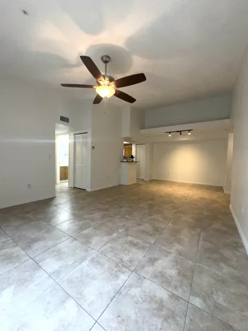 Living rm