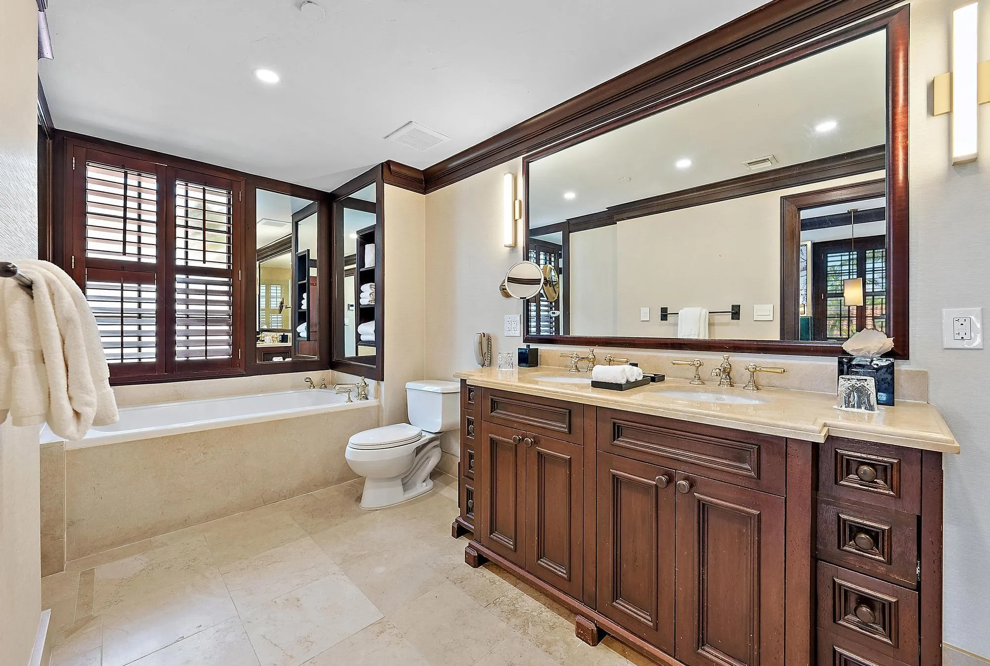 301 Australian Ave unit 301-47