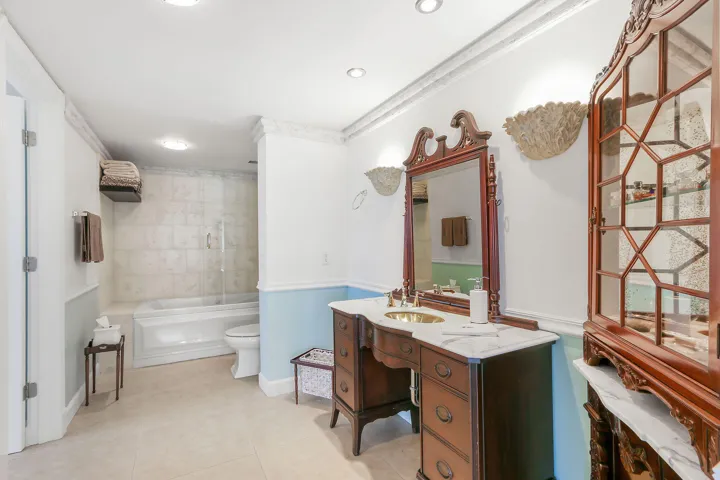 RealtyFrame.com_8346