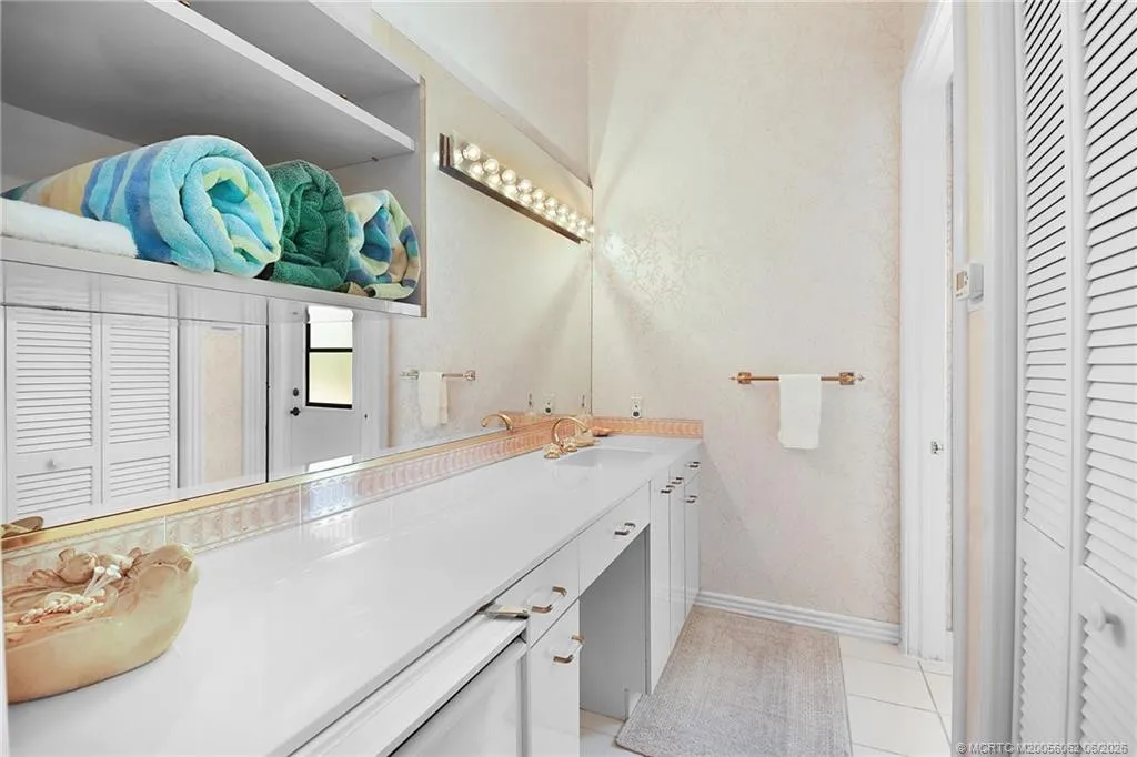 Property photo 48