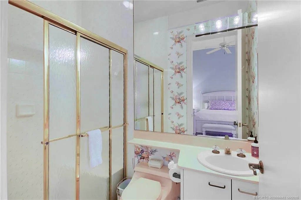 Property photo 44