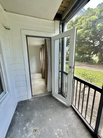 Screened Patio