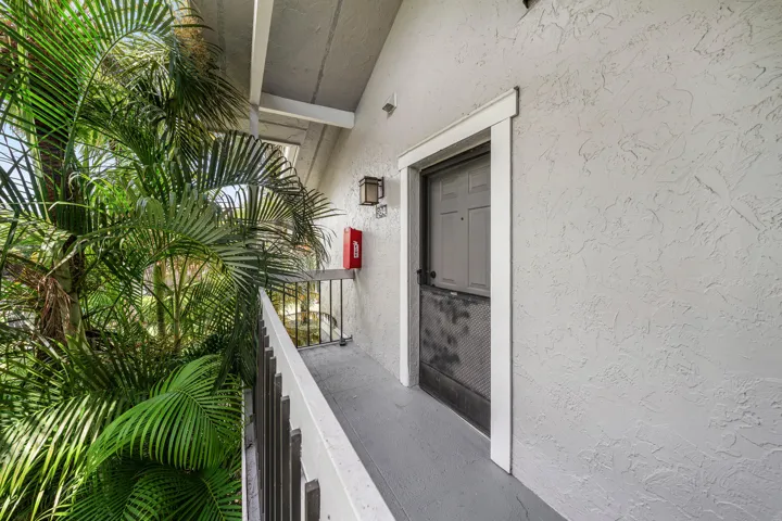 001-11863WimbledonCircle-Wellington-FL-3