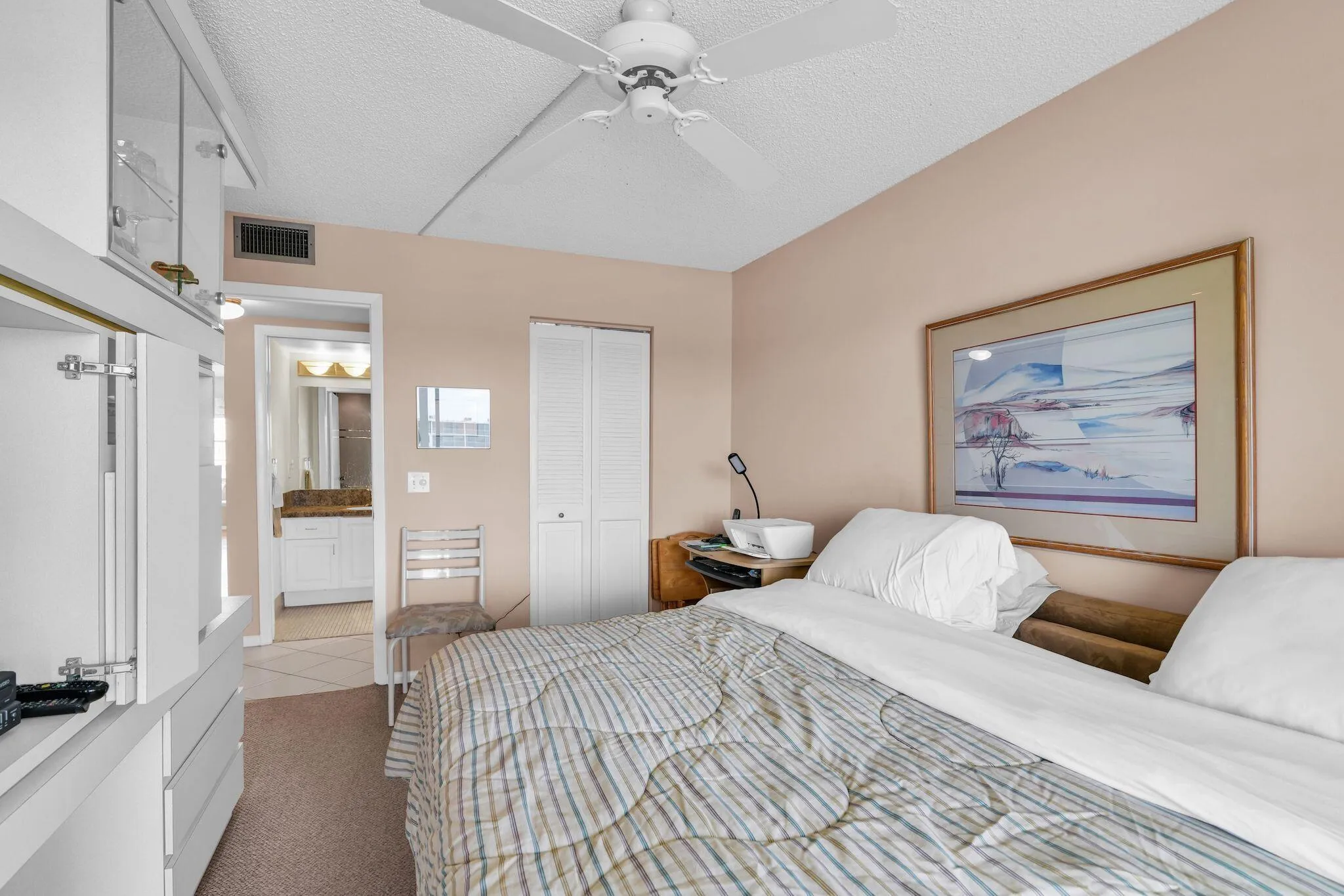 4053 Wolverton C pic 13
