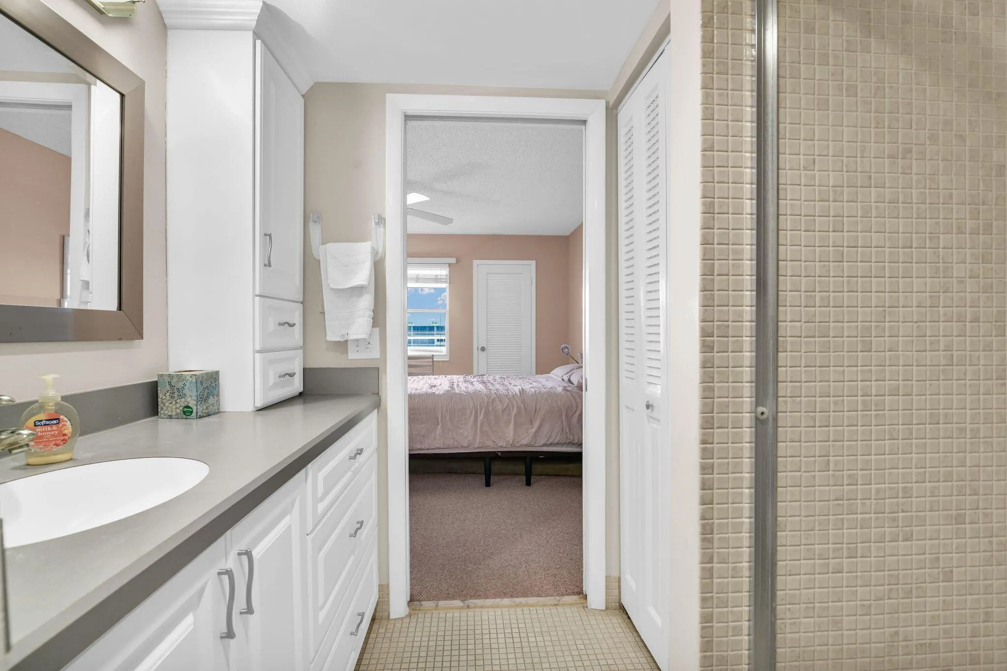 4053 Wolverton C pic 27