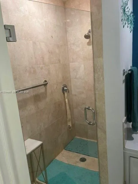 Walk in Shower