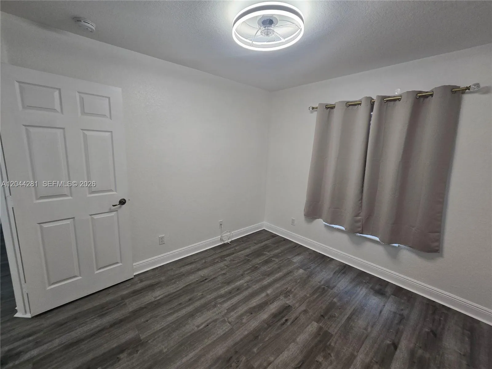 Property photo 44