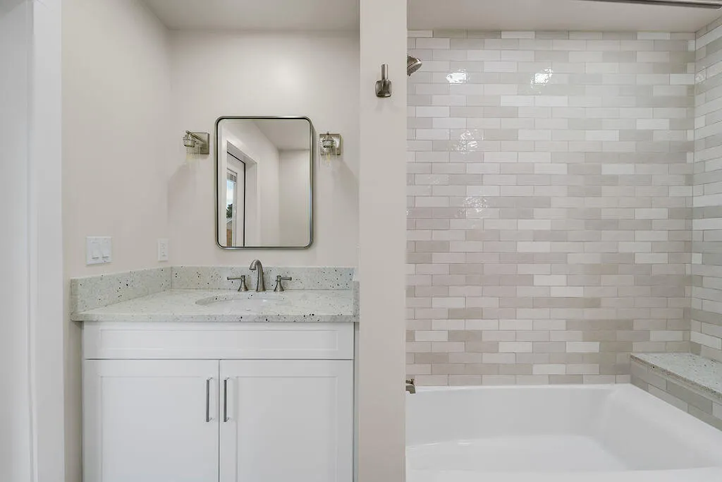 11910ButternutStreet10-1