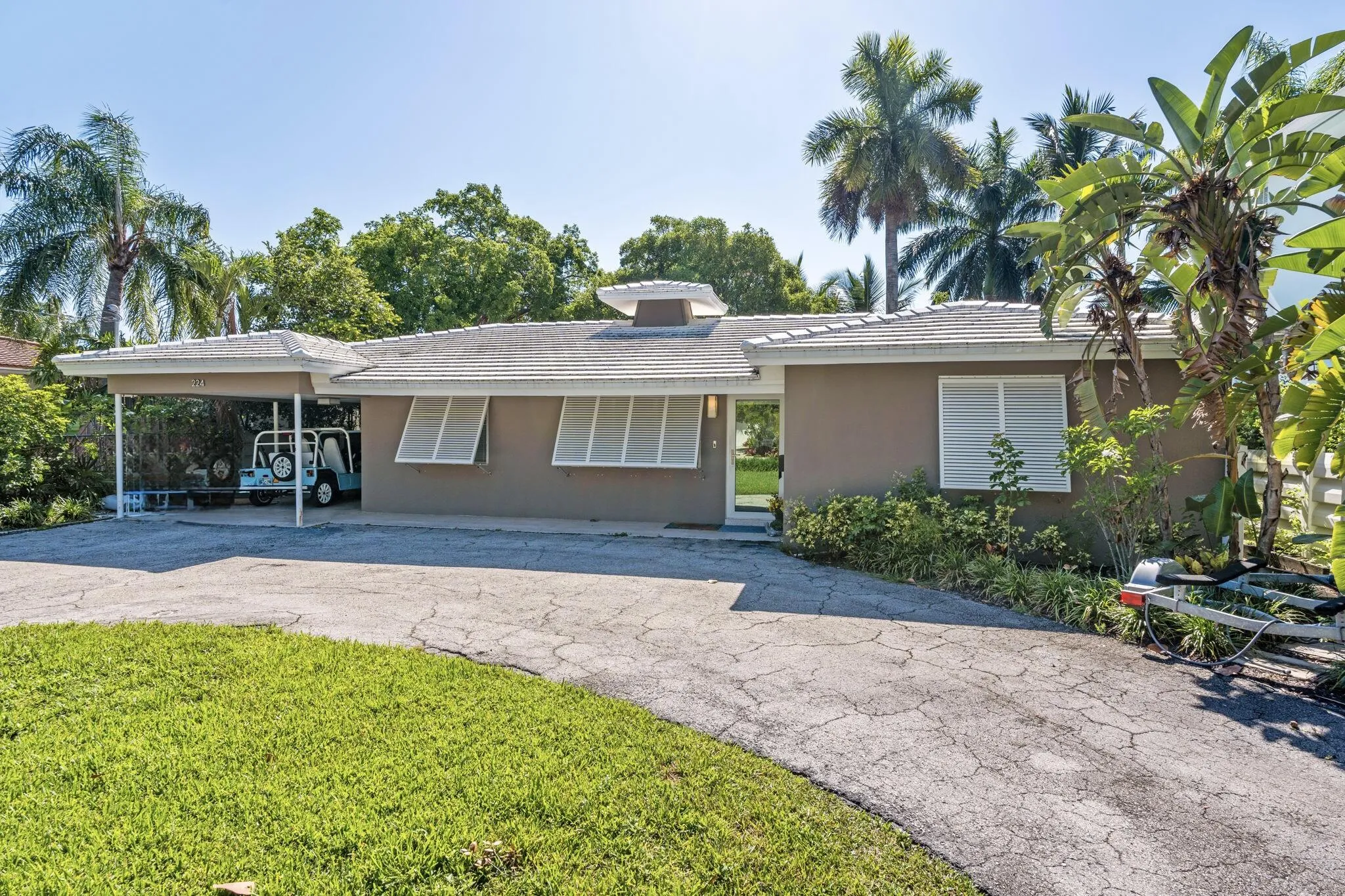 3-web-or-mls-A7407693