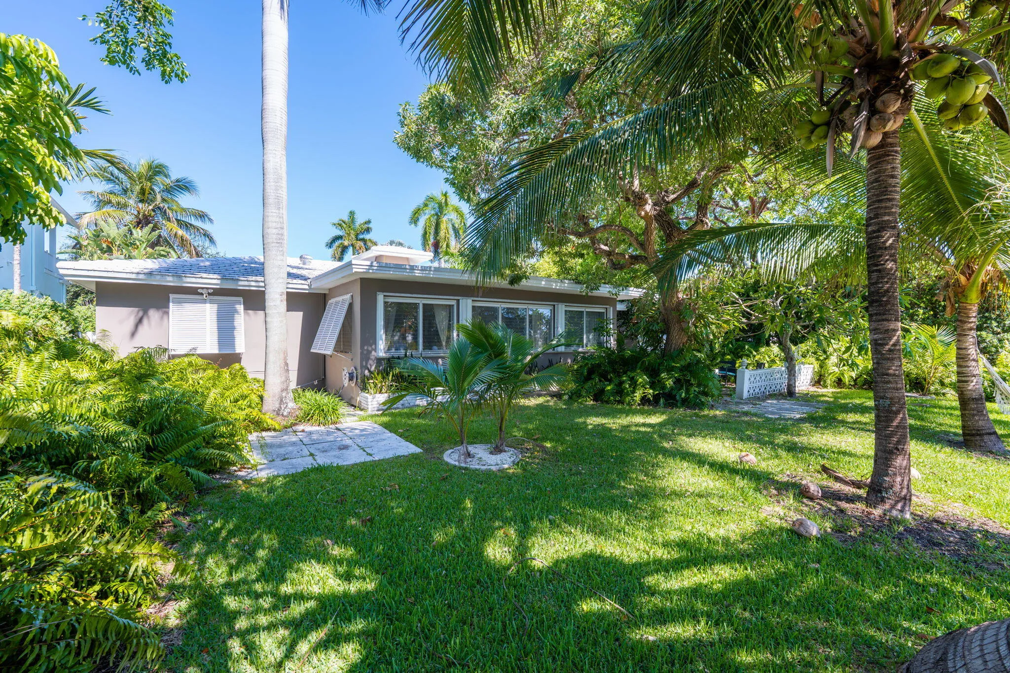28-web-or-mls-A7407714