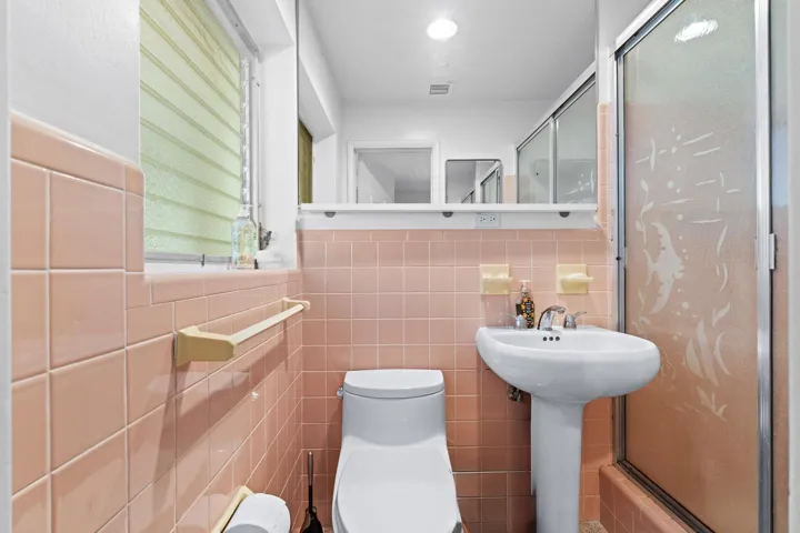 24-web-or-mls-A7407807