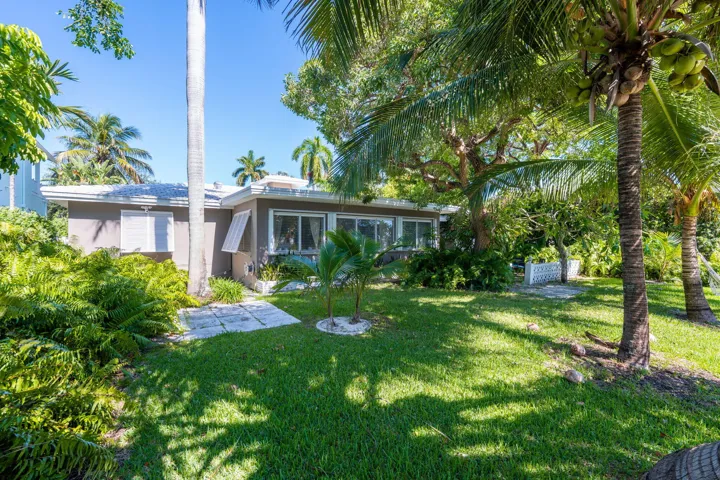28-web-or-mls-A7407714