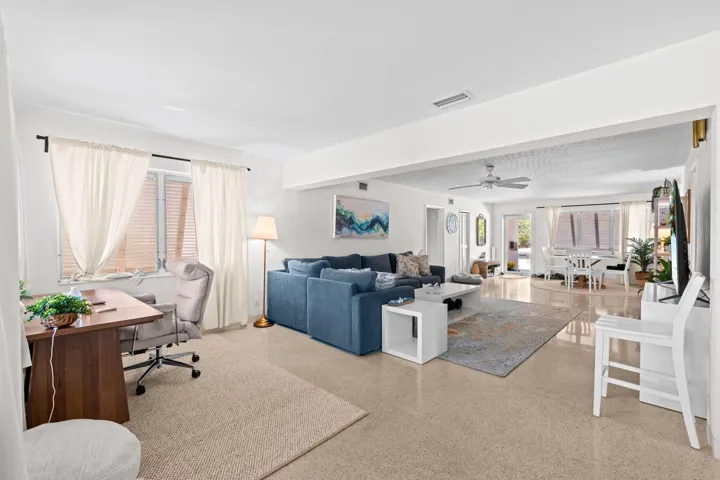 11-web-or-mls-A7407780