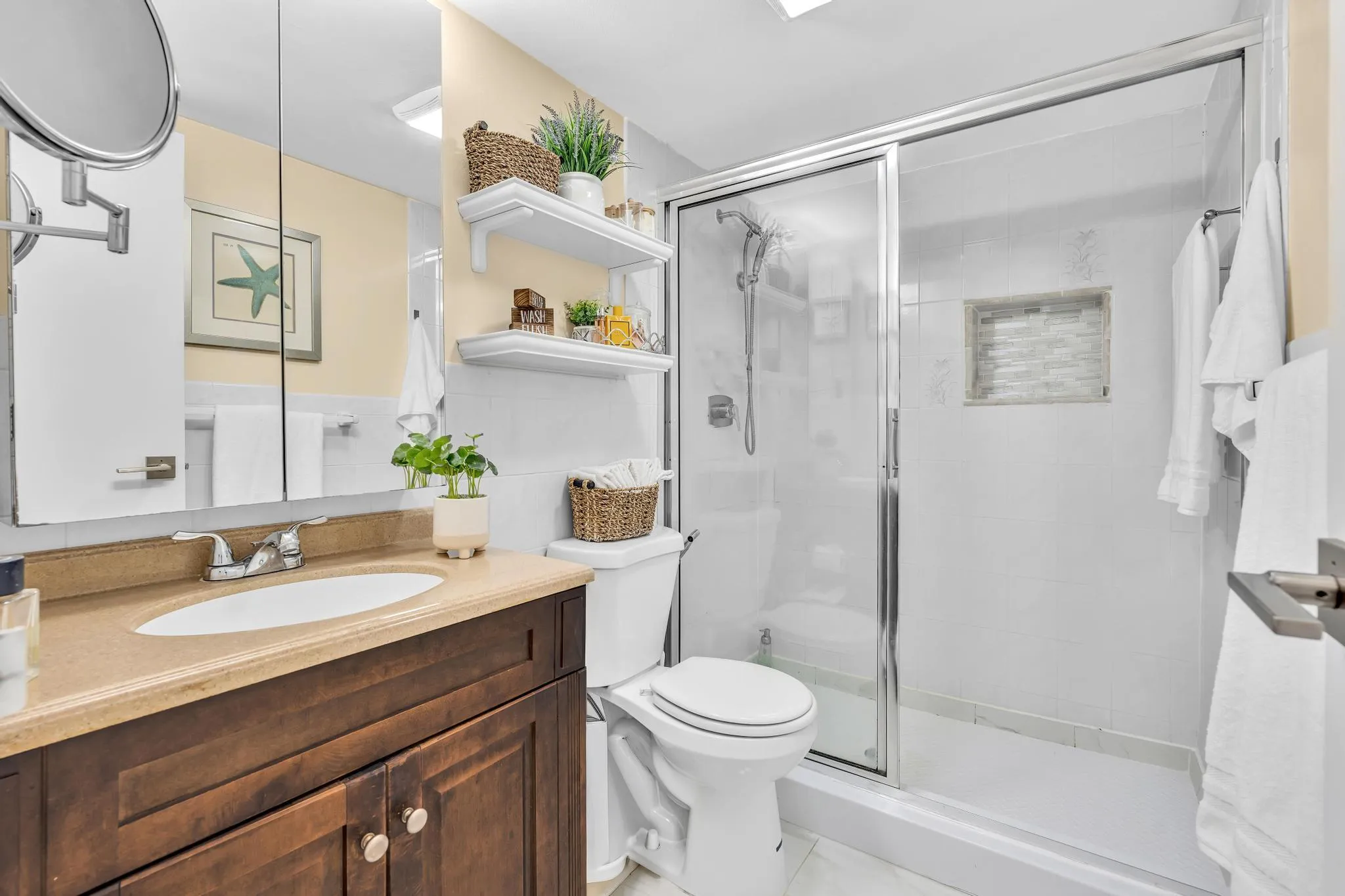 Main bathroom