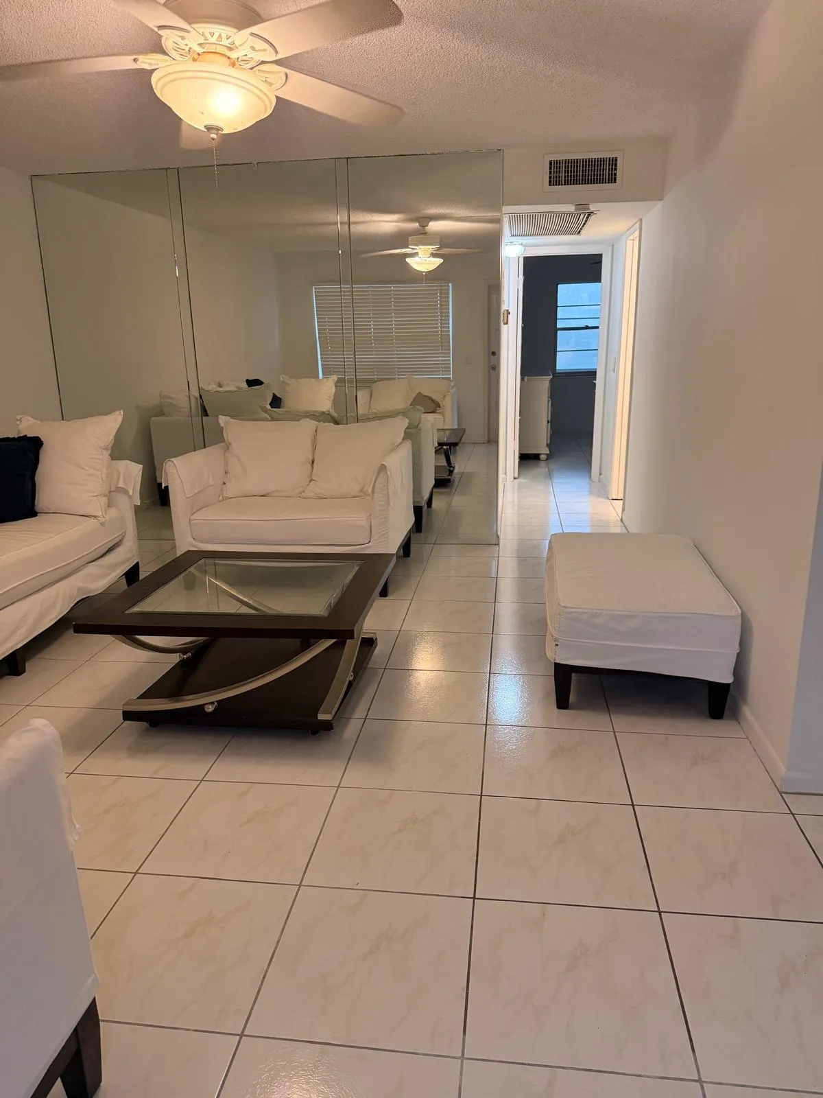 227 Living Room 1