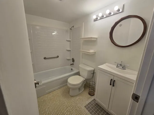 227 Bath 1