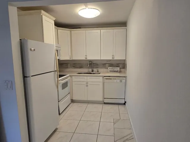 227 Kitchen