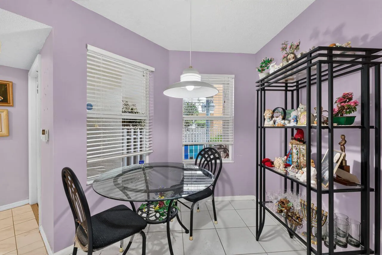 Breakfast Nook