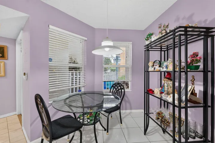 Breakfast Nook
