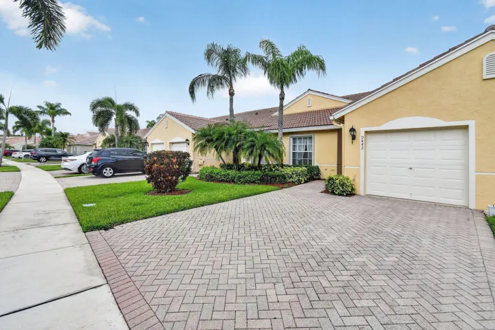 9442BridgeportDr(2)