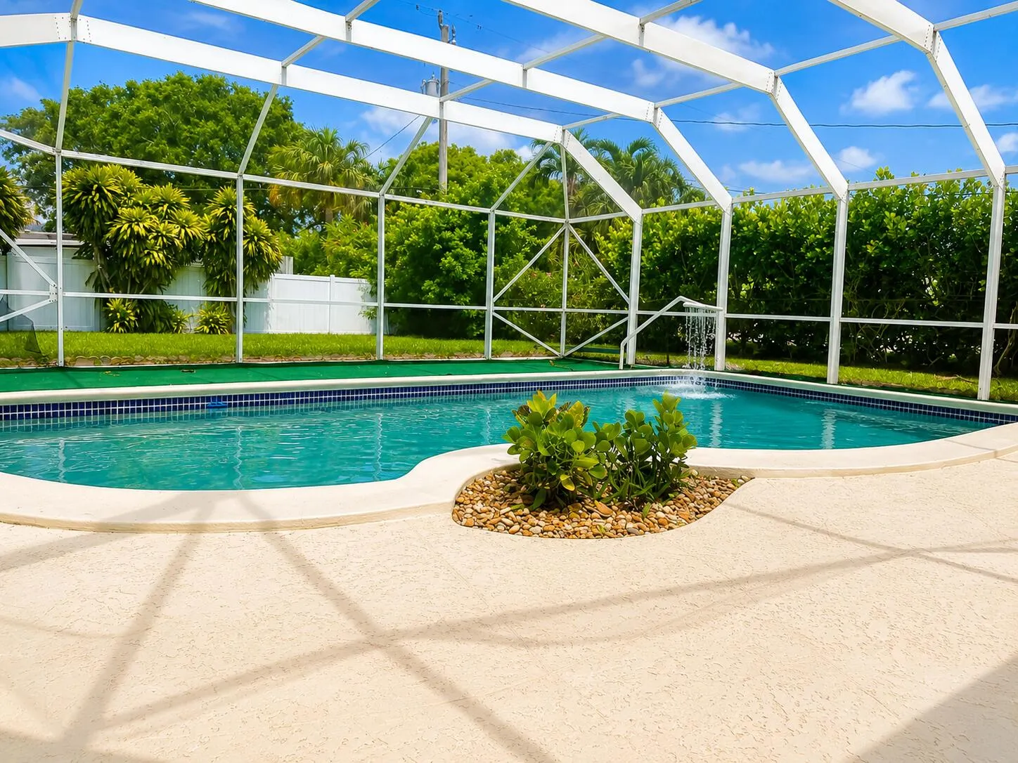461 SW 54th Pool 2