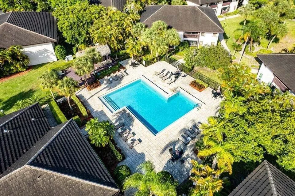Boca Ridge Pool