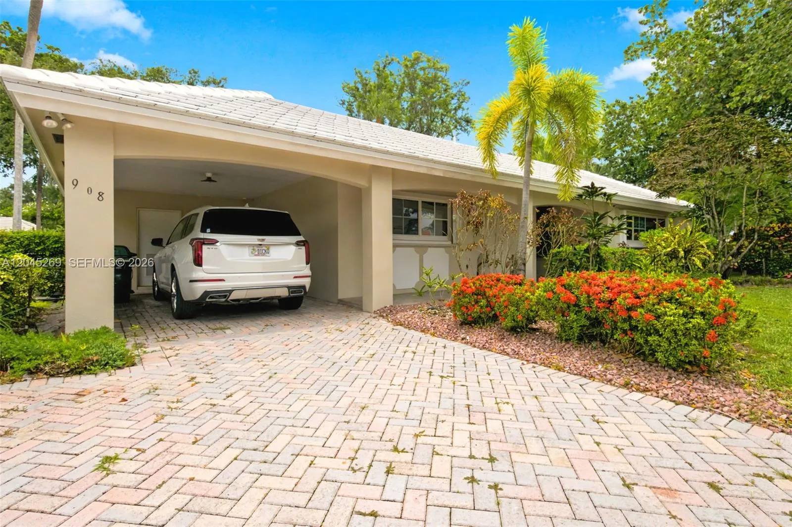 carport, paver drive way